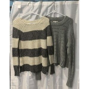 American Eagle Women's Size XS Knit Long Sleeve Gray/White Casual Sweaters